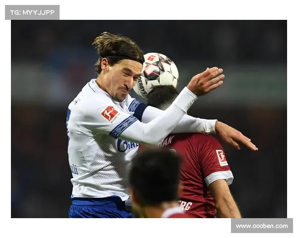 德甲联赛中的头球技术与战术演变分析:从传统到现代的进化路径 德甲联赛中的头球技术与战术演变分析:从传统到现代的进化路径