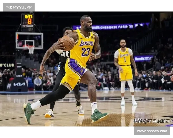 詹姆斯取消退役巡演引发热议 成为全美热搜榜焦点 詹姆斯取消退役巡演引发热议 成为全美热搜榜焦点